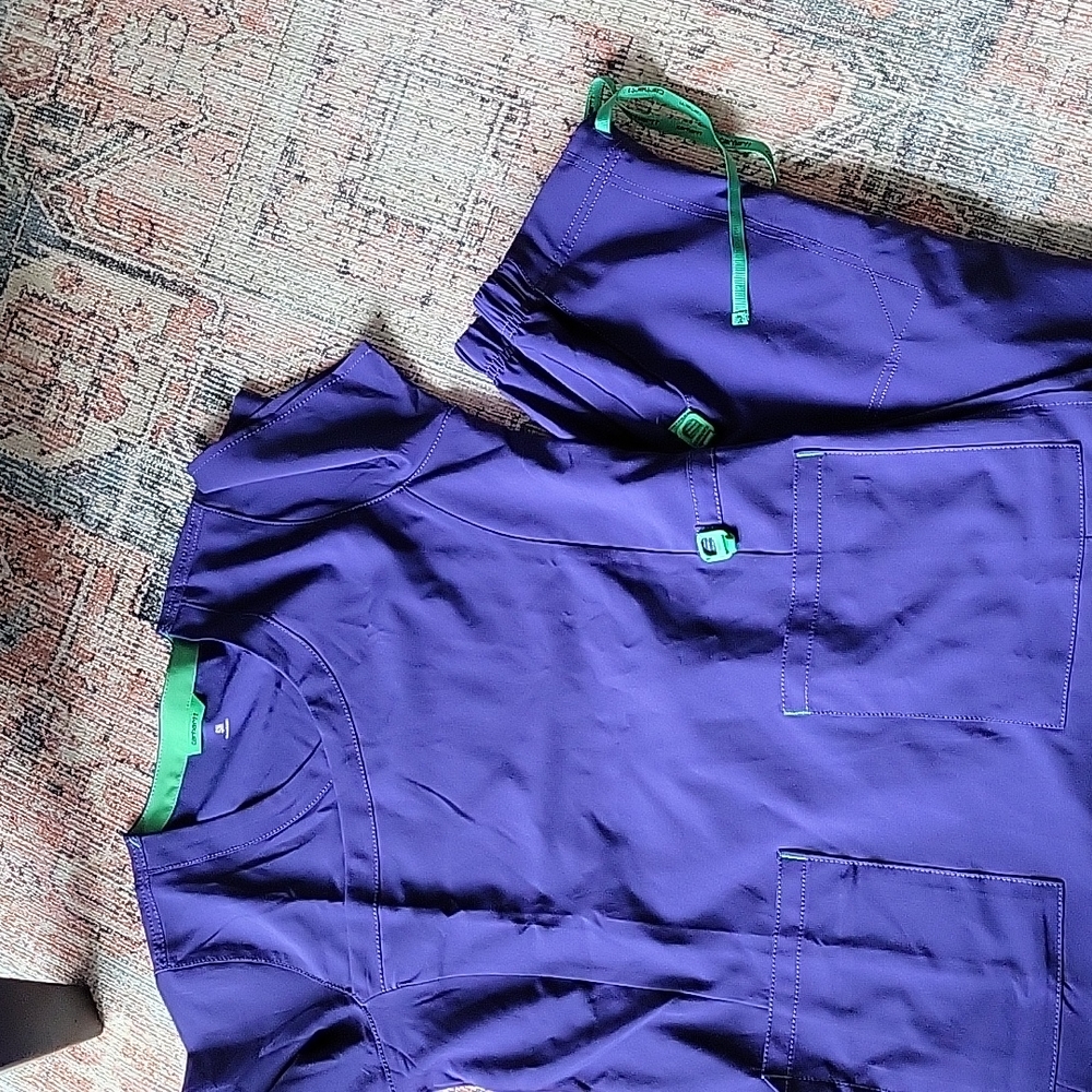 Carhartt scrubs